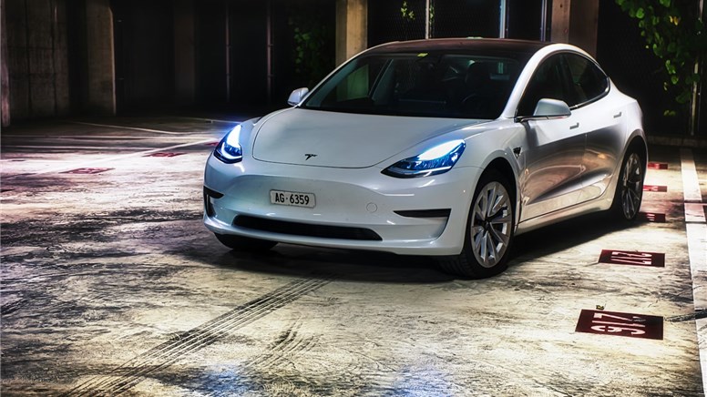 Eier du en Tesla? Da bør du vurdere rustbehandling nå